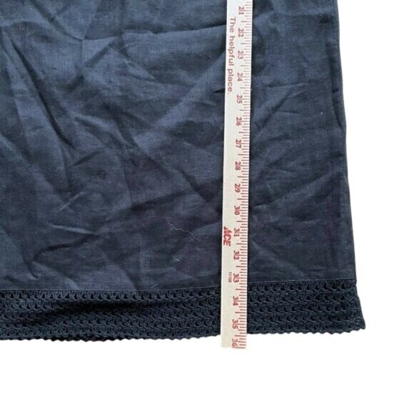 Isabella Bird Women Sheath Dress Sleeveless Scoop Neck Lace Detail Black 4 - Picture 5 of 7